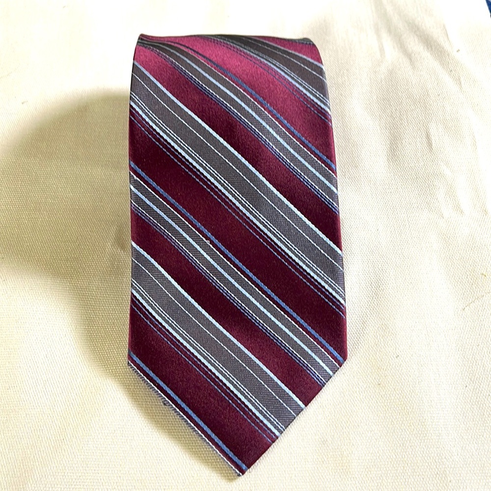 Calvin Klein Silk Stripe Necktie